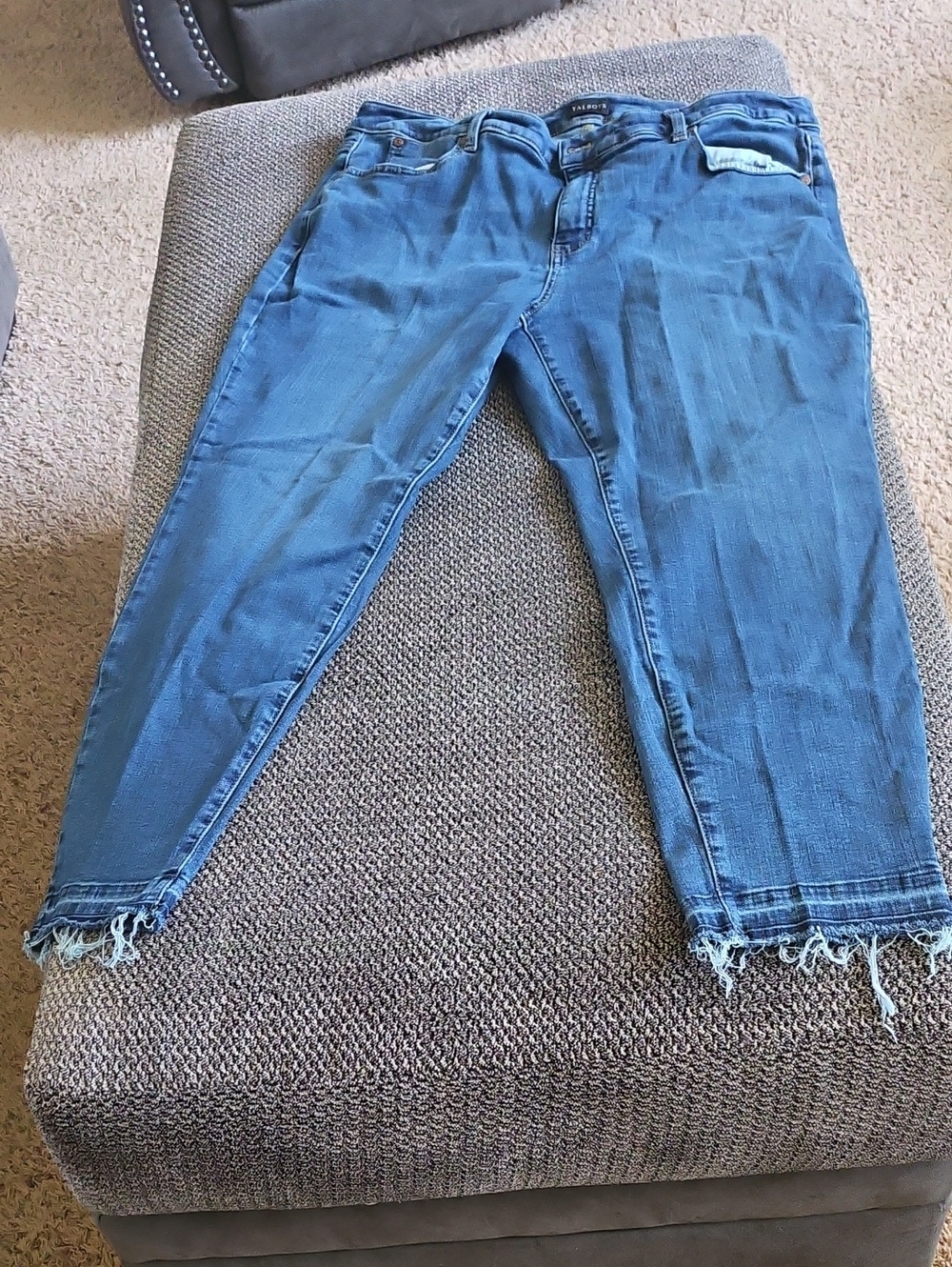Talbots Medium Blue Ankle Frayed Hem Jeans